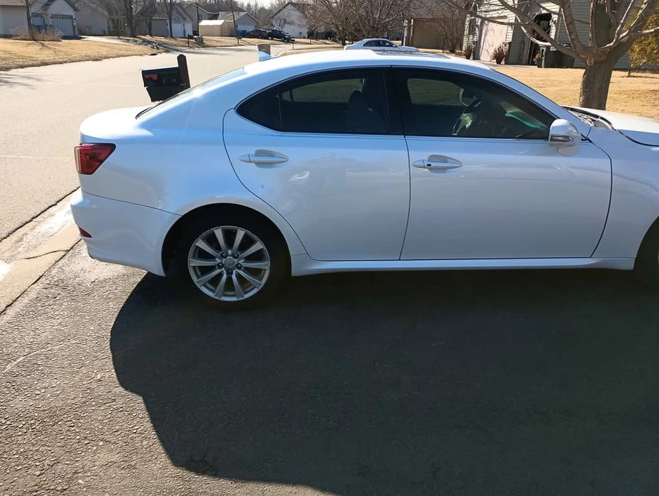 2012 Lexus IS 2nd Gen - Image 4 of 8