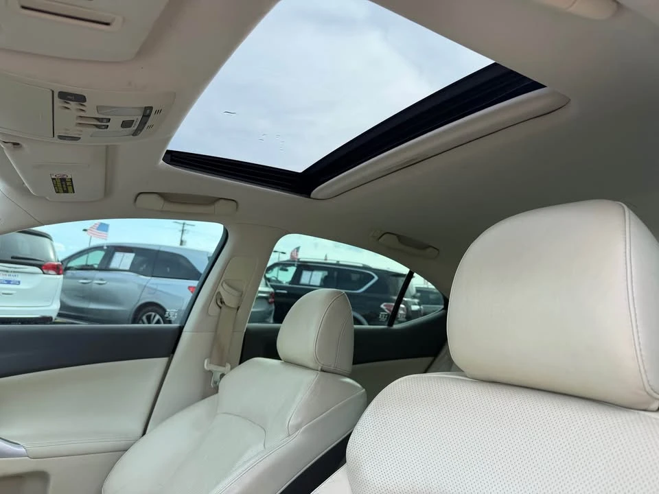 2012 Lexus IS 2nd Gen - Image 11 of 13