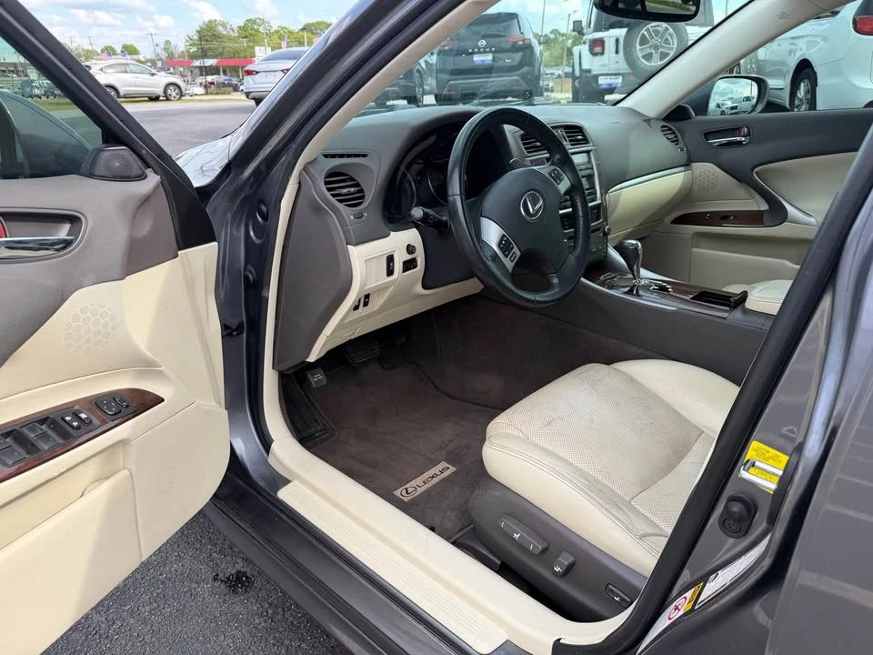 2012 Lexus IS 2nd Gen - Image 7 of 13