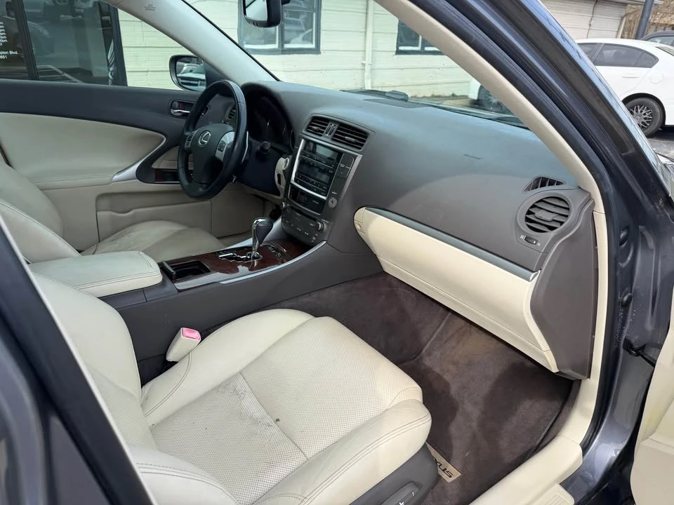 2012 Lexus IS 2nd Gen - Image 9 of 13