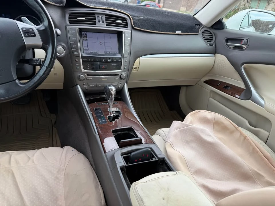 2012 Lexus IS 2nd Gen - Image 12 of 19