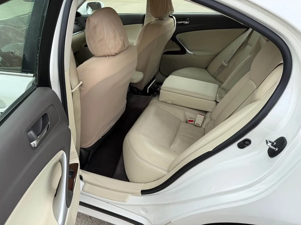 2012 Lexus IS 2nd Gen - Image 11 of 19