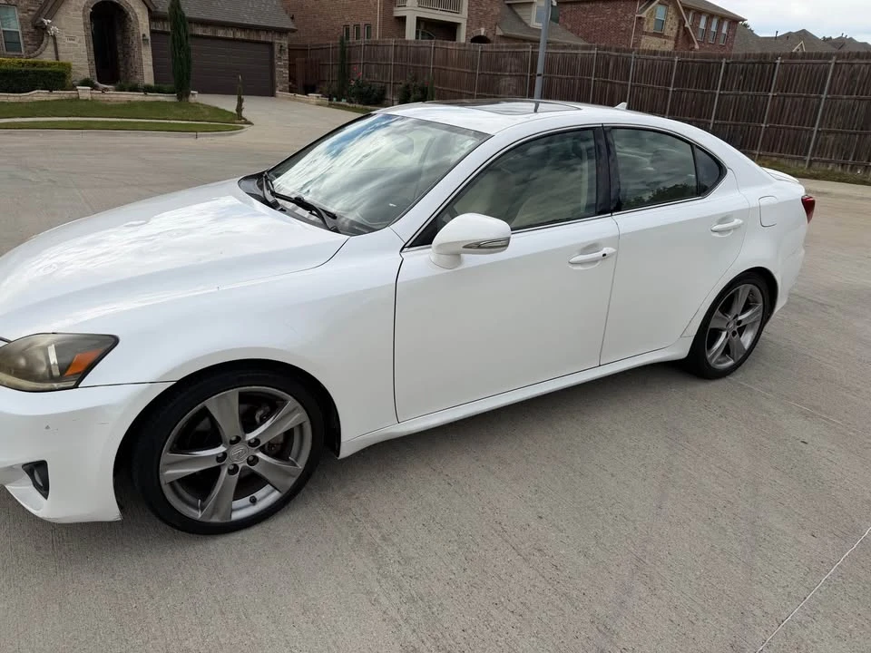 2012 Lexus IS 2nd Gen - Image 4 of 19