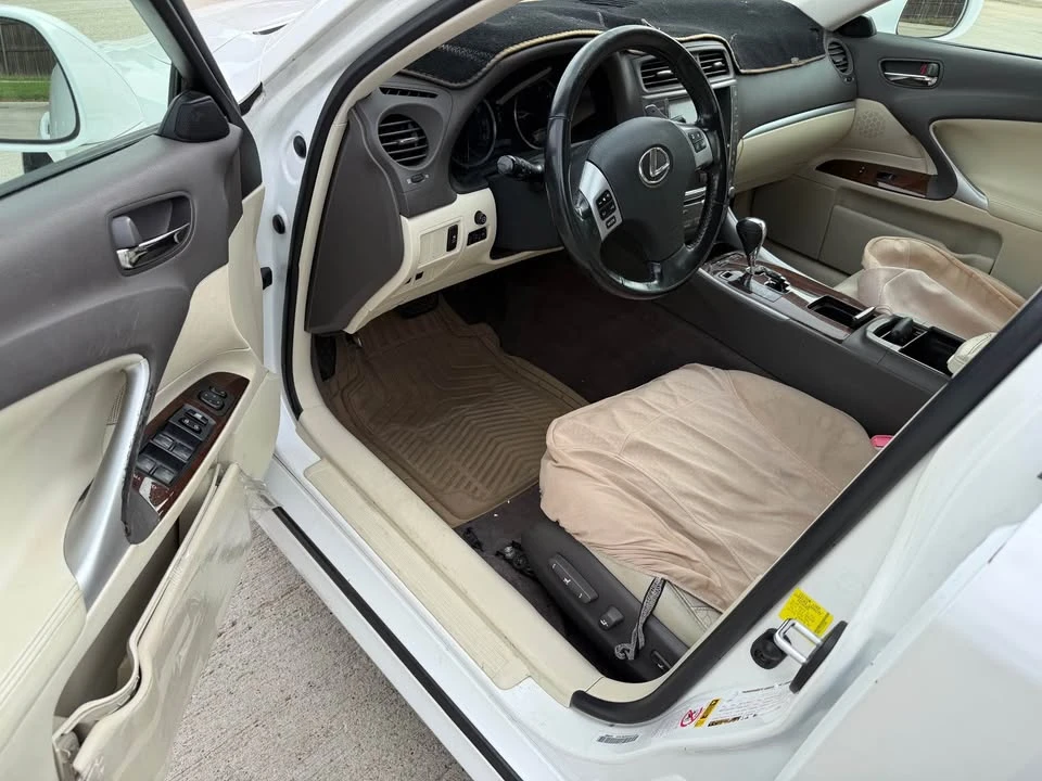 2012 Lexus IS 2nd Gen - Image 14 of 19