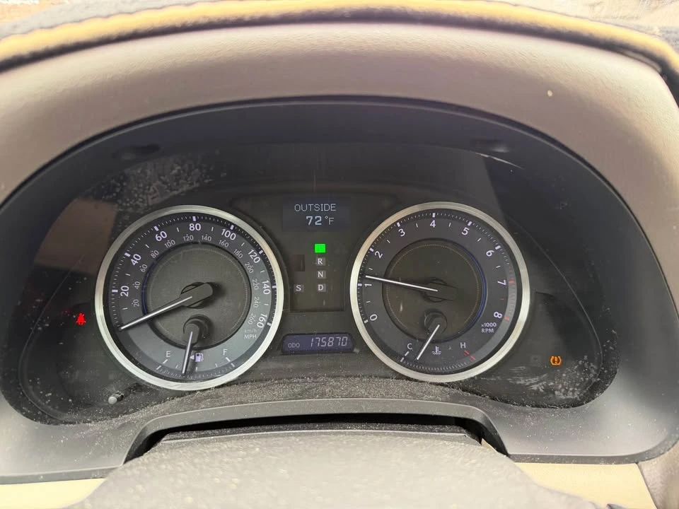 2012 Lexus IS 2nd Gen - Image 17 of 19