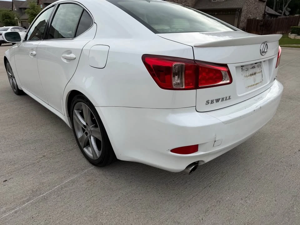 2012 Lexus IS 2nd Gen - Image 8 of 19