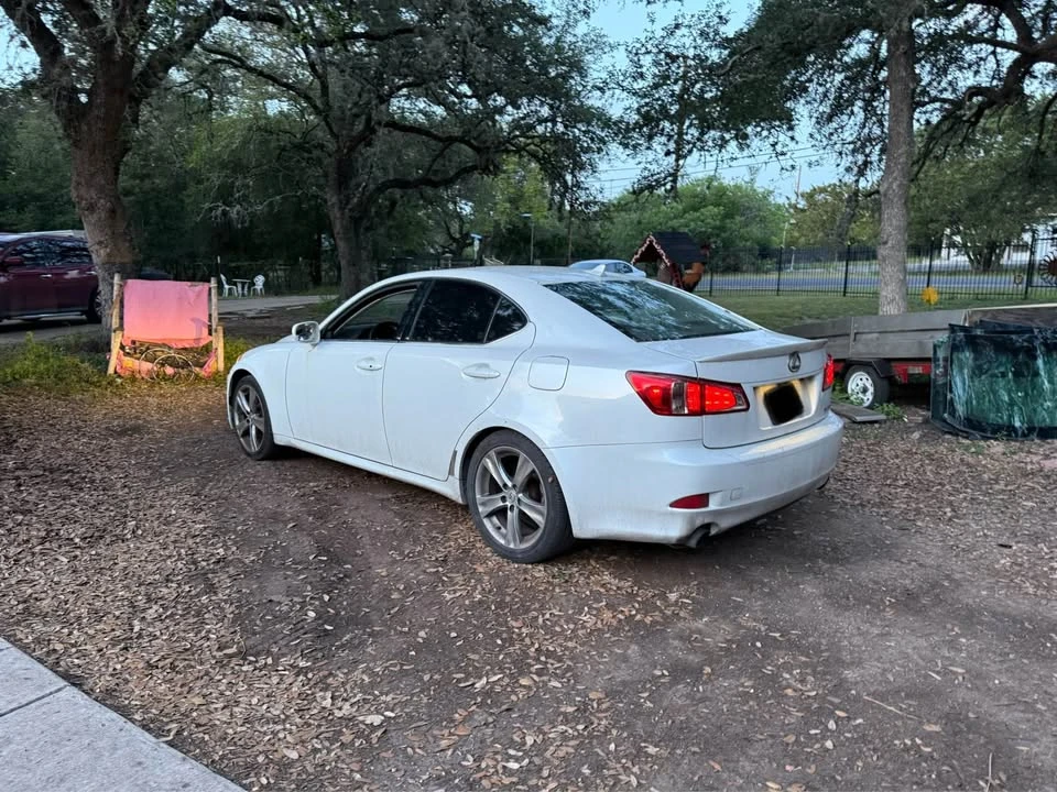 2012 Lexus IS 2nd Gen - Image 4 of 10