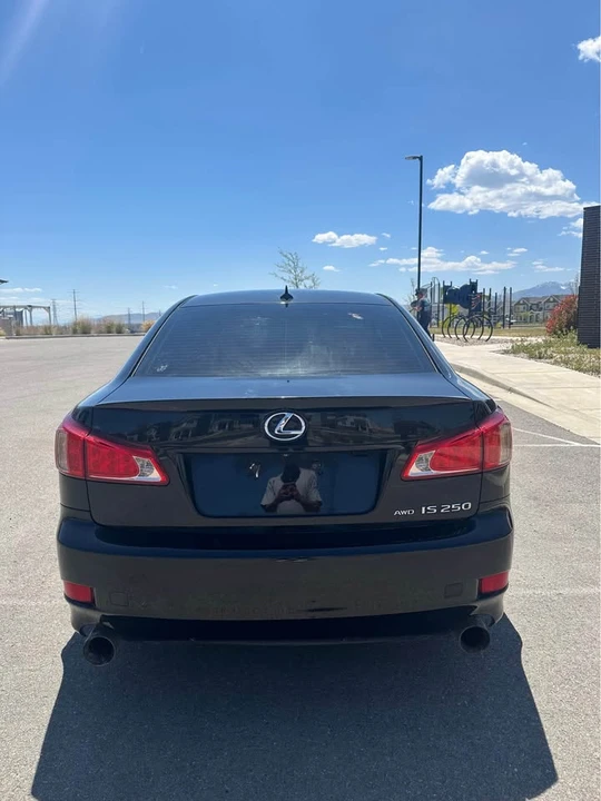 2012 Lexus IS 2nd Gen - Image 4 of 11