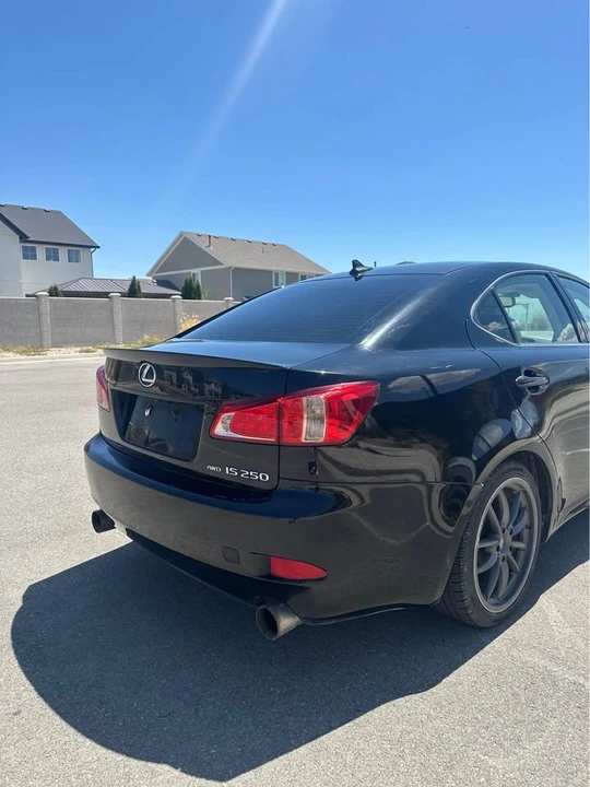 2012 Lexus IS 2nd Gen - Image 5 of 11