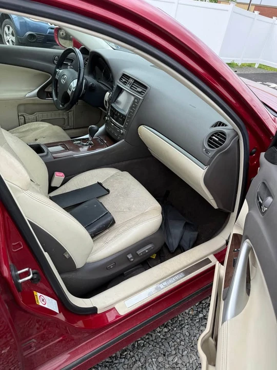 2012 Lexus IS 2nd Gen - Image 11 of 14