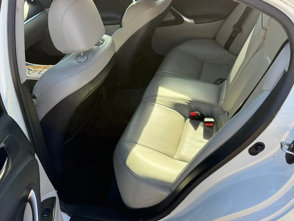 2012 Lexus IS 2nd Gen - Image 9 of 12