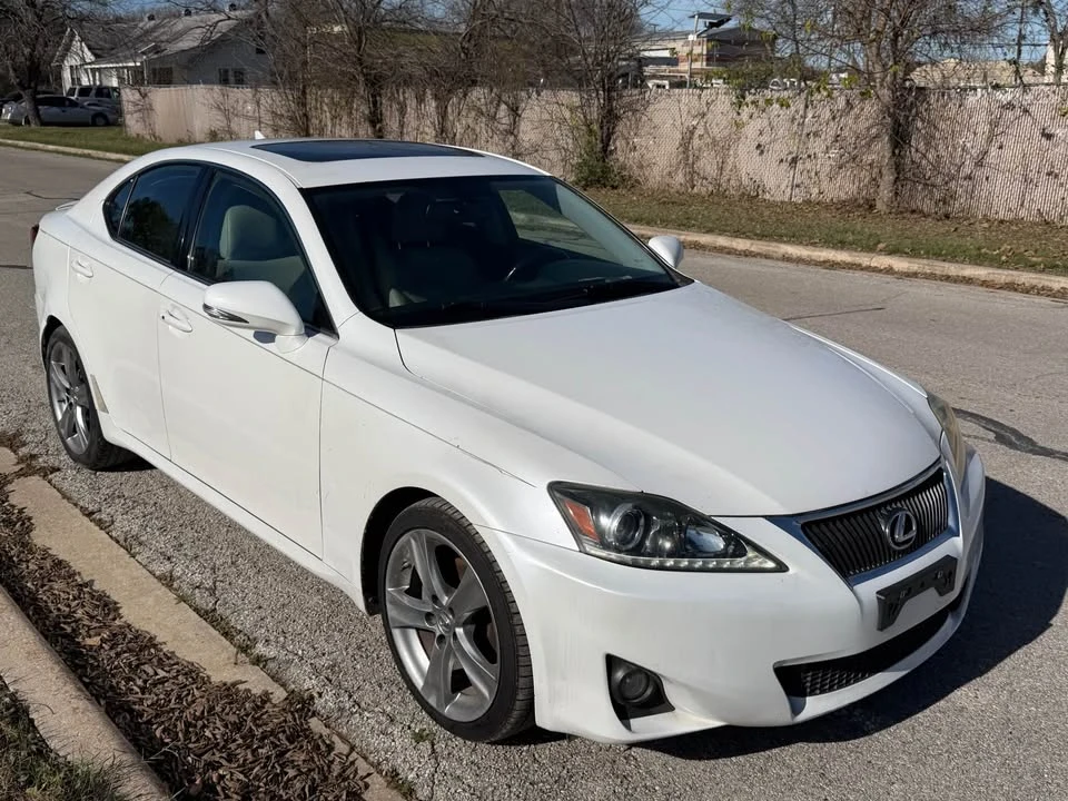 2012 Lexus IS 2nd Gen - Image 5 of 12