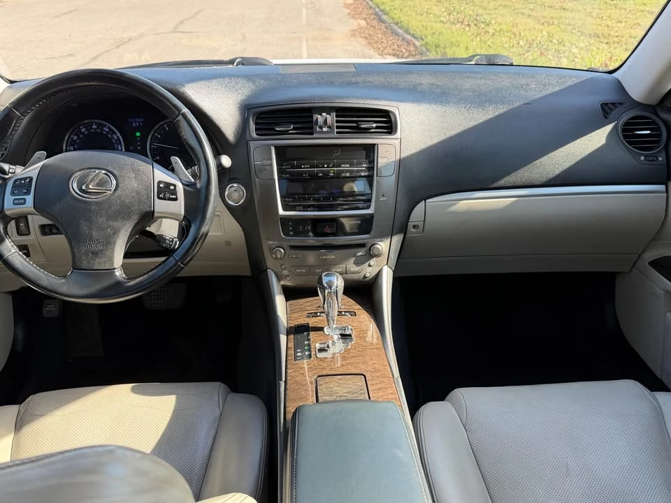 2012 Lexus IS 2nd Gen - Image 11 of 12