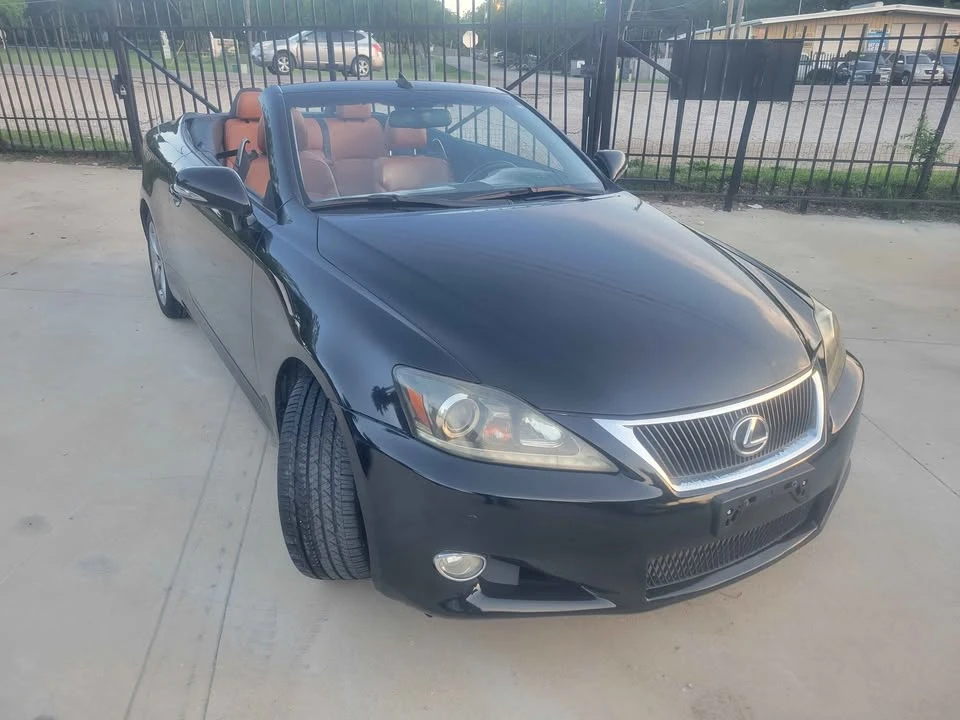 2012 Lexus IS 2nd Gen - Image 9 of 12