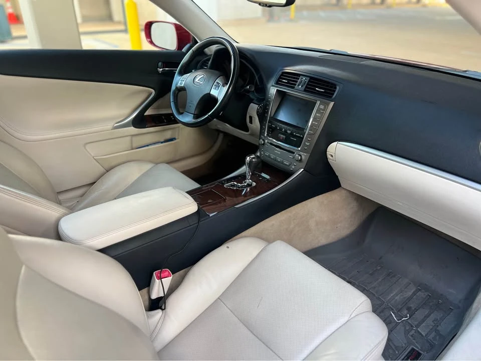 2012 Lexus IS 2nd Gen - Image 9 of 11