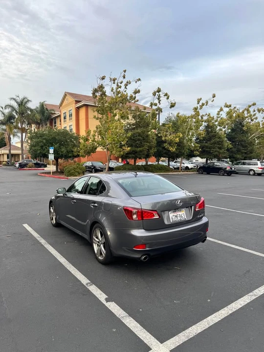 2012 Lexus IS 2nd Gen - Image 4 of 8