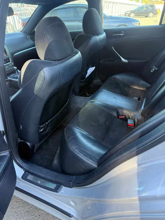 2012 Lexus IS 2nd Gen - Image 15 of 18
