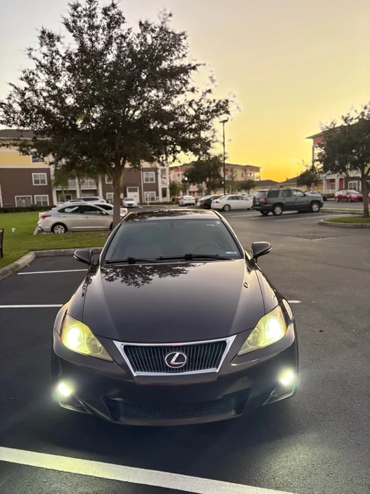 2012 Lexus IS 2nd Gen - Image 2 of 10
