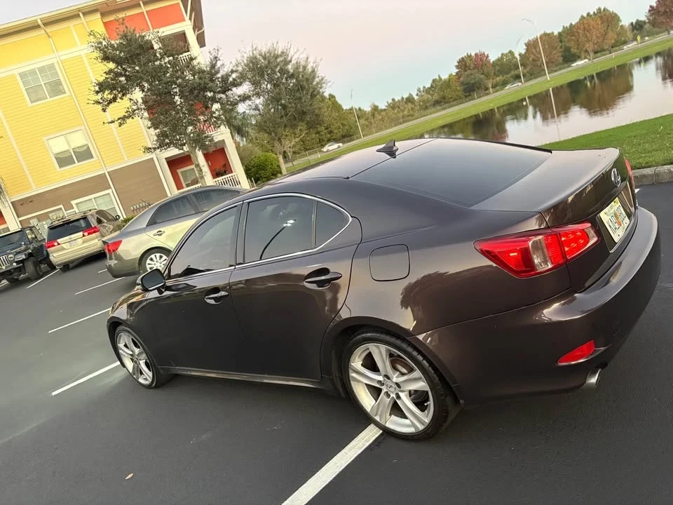 2012 Lexus IS 2nd Gen - Image 6 of 10