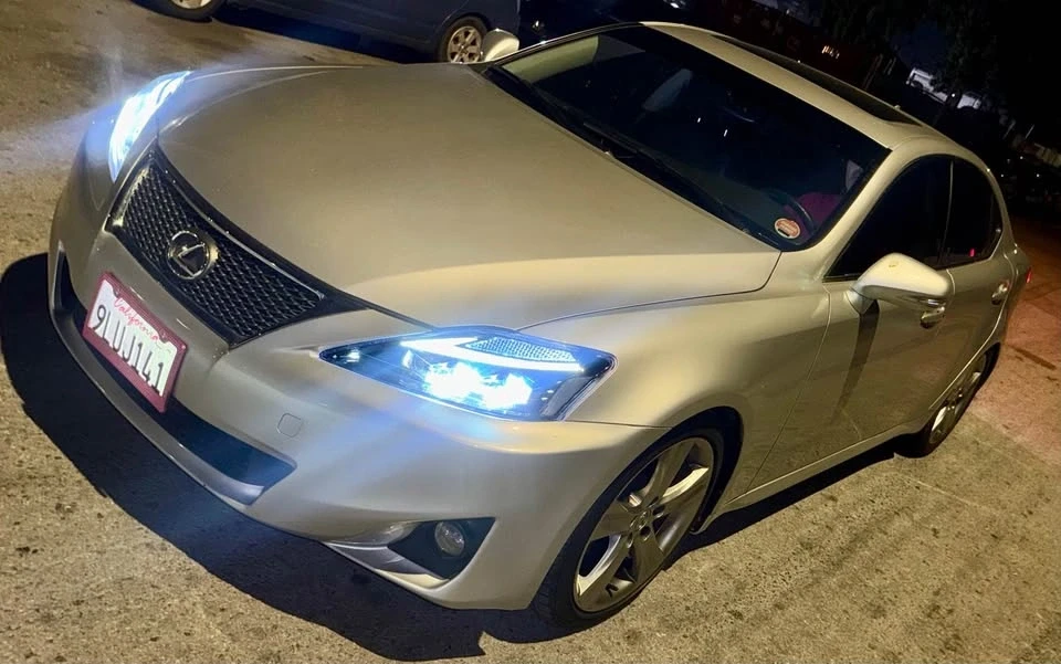 2012 Lexus IS 2nd Gen - Image 3 of 12