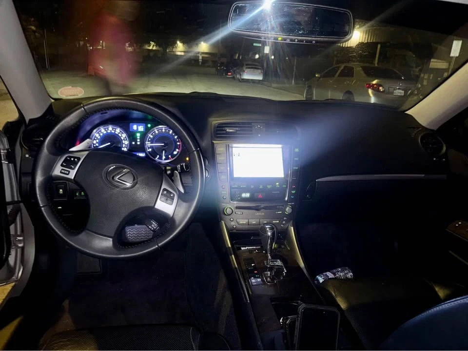 2012 Lexus IS 2nd Gen - Image 10 of 12