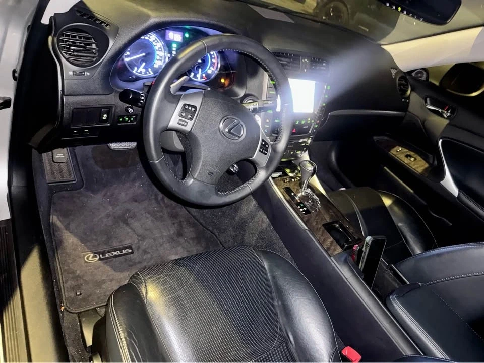 2012 Lexus IS 2nd Gen - Image 11 of 12