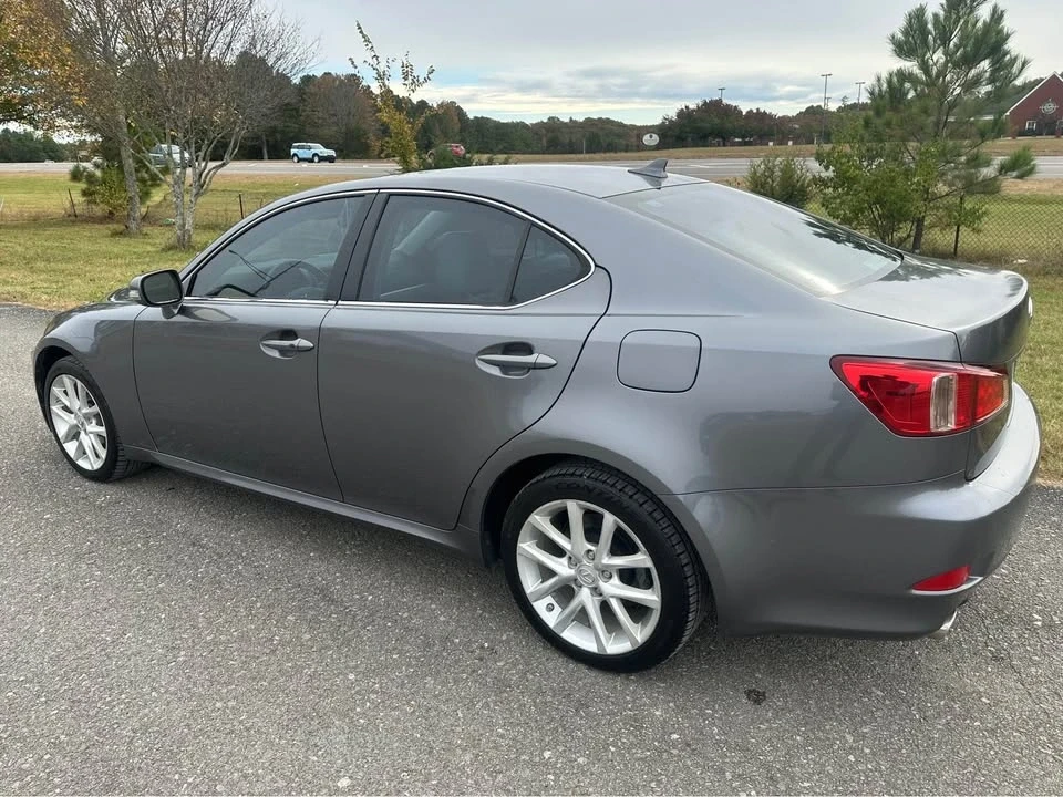2012 Lexus IS 2nd Gen - Image 15 of 18