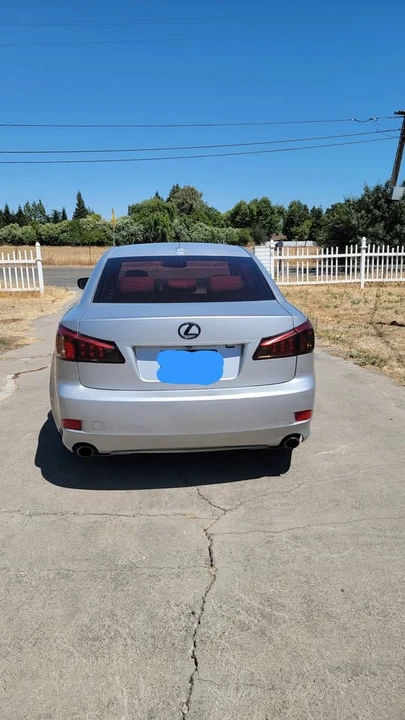 2012 Lexus IS 2nd Gen - Image 5 of 9