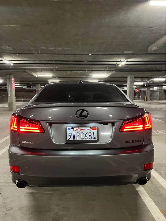 2012 Lexus IS 2nd Gen - Image 9 of 20