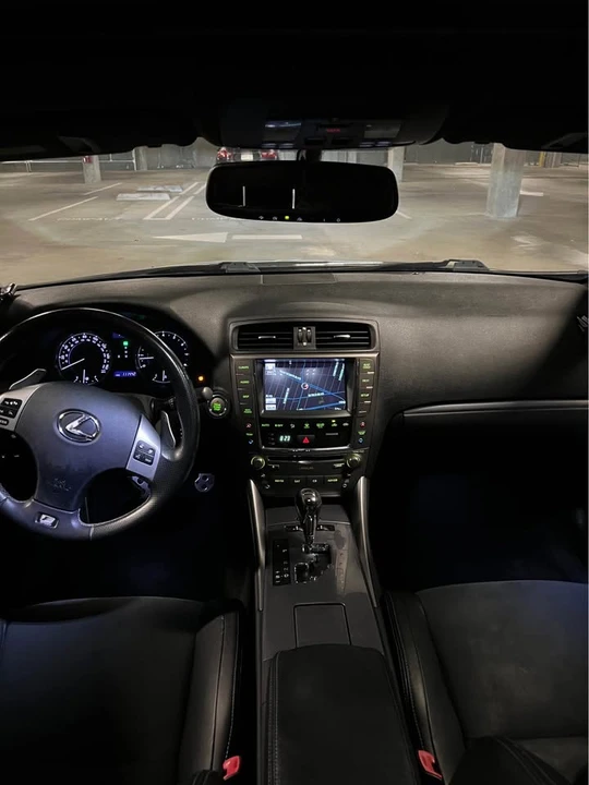 2012 Lexus IS 2nd Gen - Image 18 of 20