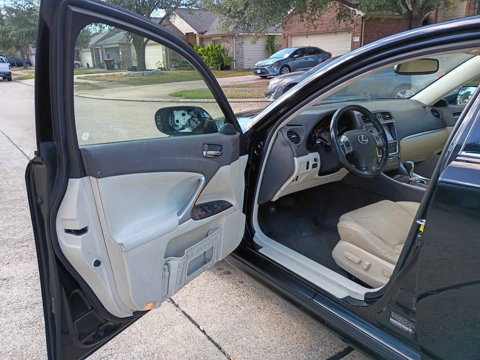 2012 Lexus IS 2nd Gen - Image 9 of 18