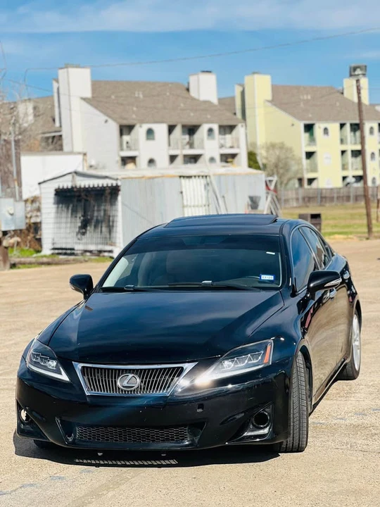 2012 Lexus IS 2nd Gen - Image 4 of 12