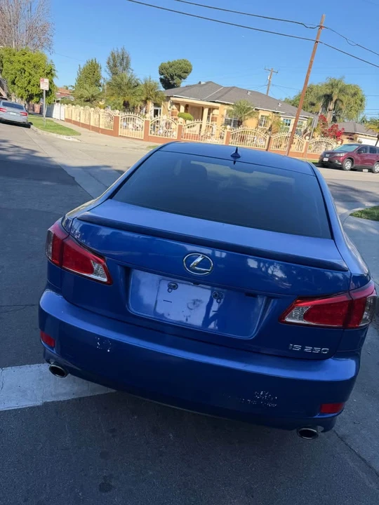 2012 Lexus IS 2nd Gen - Image 4 of 13