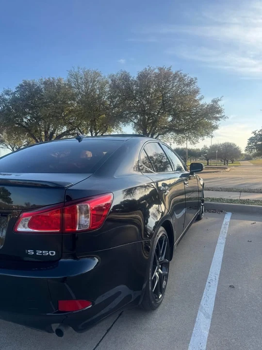 2012 Lexus IS 2nd Gen - Image 4 of 12