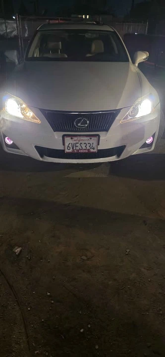 2012 Lexus IS 2nd Gen - Image 14 of 15
