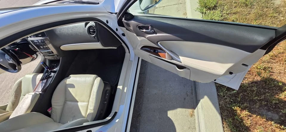 2012 Lexus IS 2nd Gen - Image 13 of 15