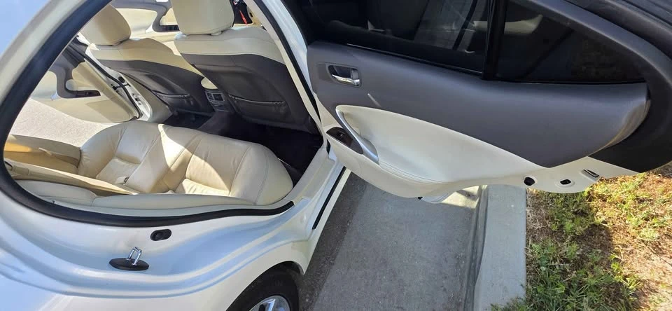 2012 Lexus IS 2nd Gen - Image 12 of 15