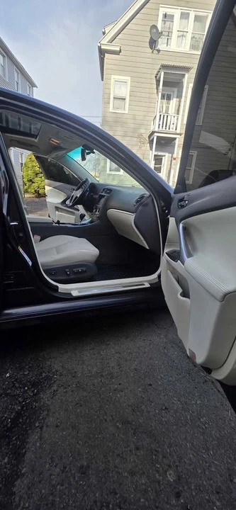 2012 Lexus IS 2nd Gen - Image 6 of 8