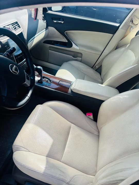 2012 Lexus IS 2nd Gen - Image 7 of 11