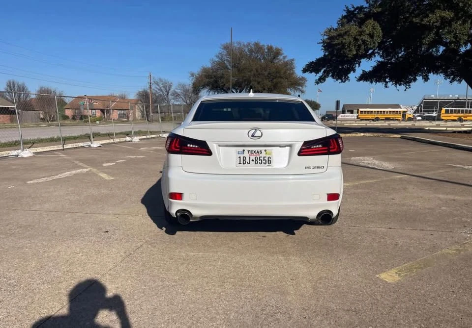 2012 Lexus IS 2nd Gen - Image 5 of 9