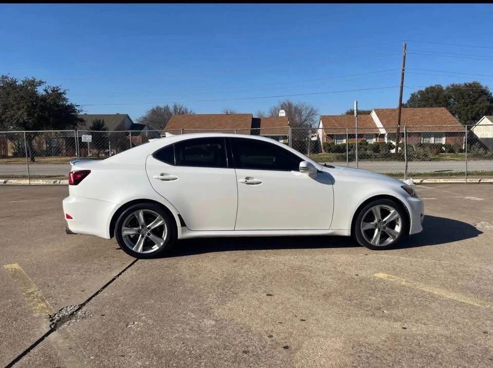 2012 Lexus IS 2nd Gen - Image 6 of 9