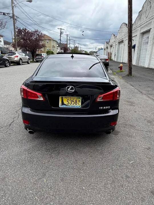 2012 Lexus IS 2nd Gen - Image 5 of 10