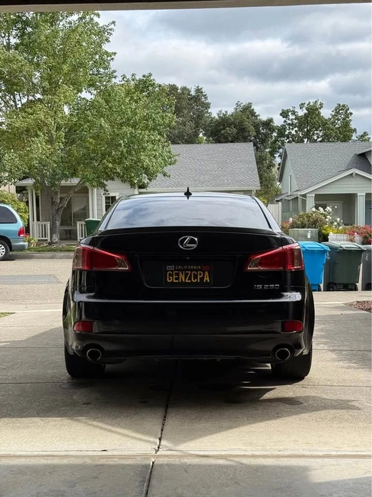 2012 Lexus IS 2nd Gen - Image 6 of 12
