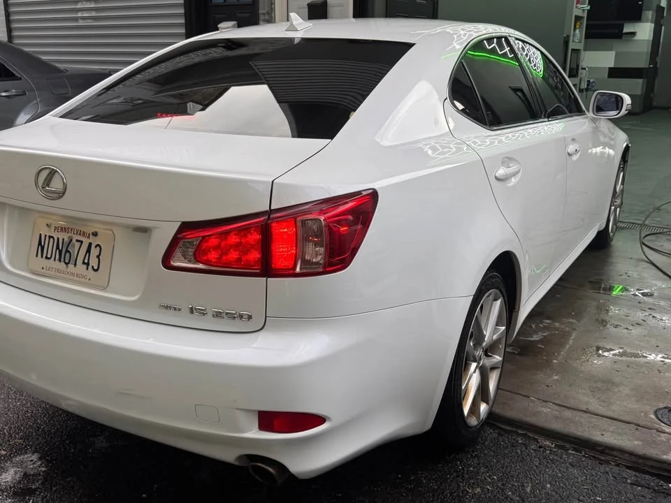 2012 Lexus IS 2nd Gen - Image 10 of 12
