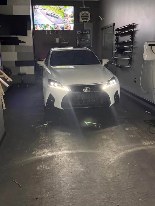 2012 Lexus IS 2nd Gen - Image 3 of 12