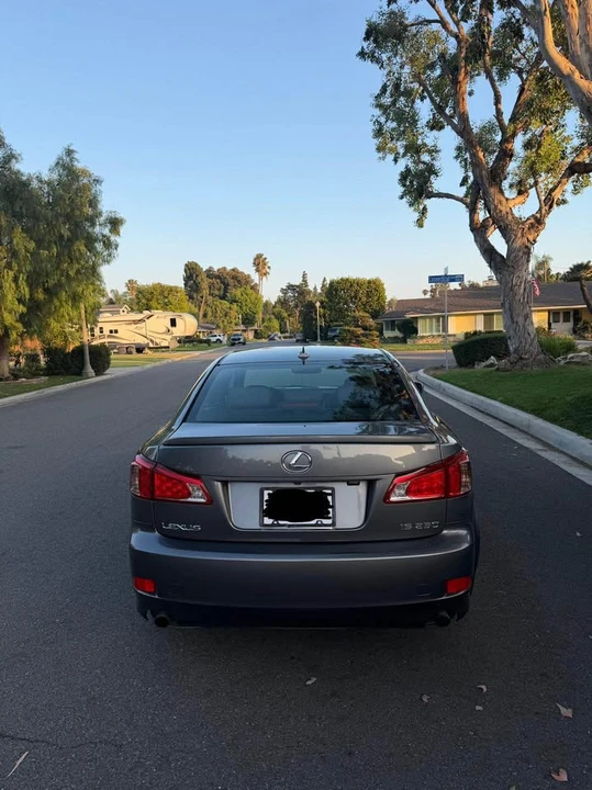2012 Lexus IS 2nd Gen - Image 4 of 10