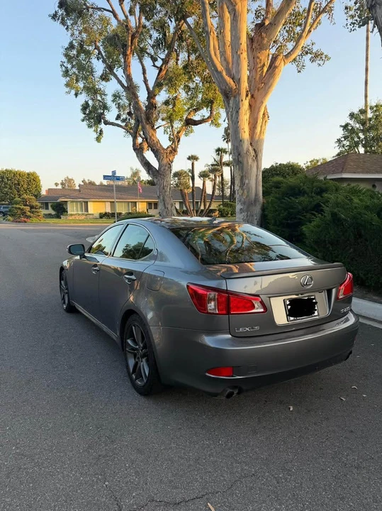 2012 Lexus IS 2nd Gen - Image 5 of 10