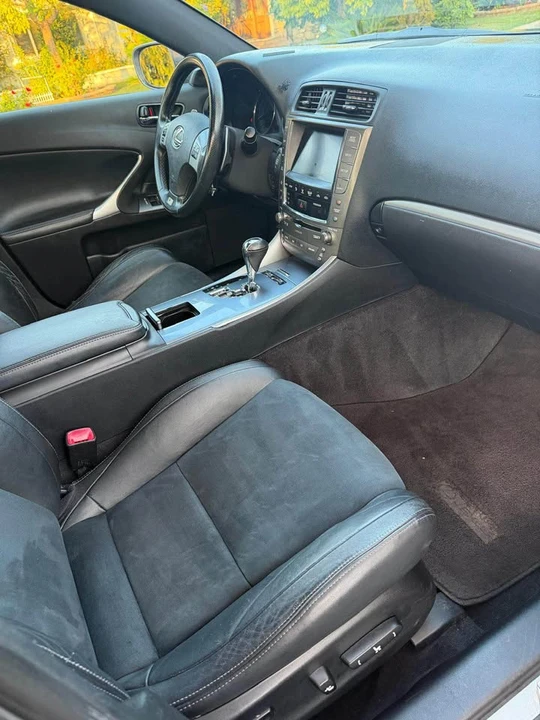 2012 Lexus IS 2nd Gen - Image 9 of 10