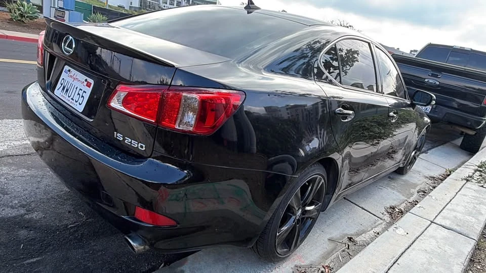 2012 Lexus IS 2nd Gen - Image 16 of 20