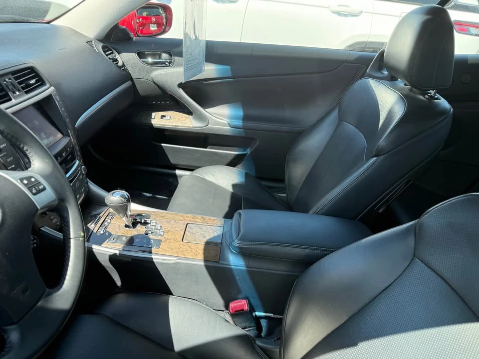 2012 Lexus IS 2nd Gen - Image 4 of 4